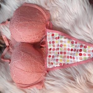 New Listing!! Brand New Victoria's Secret 32DD Lined Demi Bra& Ruby Lou Thong- M
